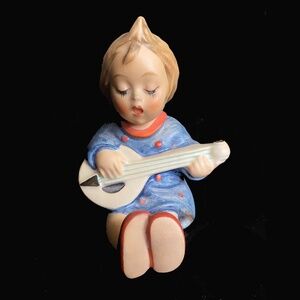 Hummel Figurine • Joyful • 53 • TMK-3